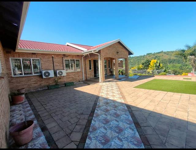 5 BEDROOM HOUSE FOR SALE IN SHALLCROSS